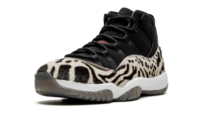 AIR JORDAN 11 WMNS "Animal Instinct" AR0715 010