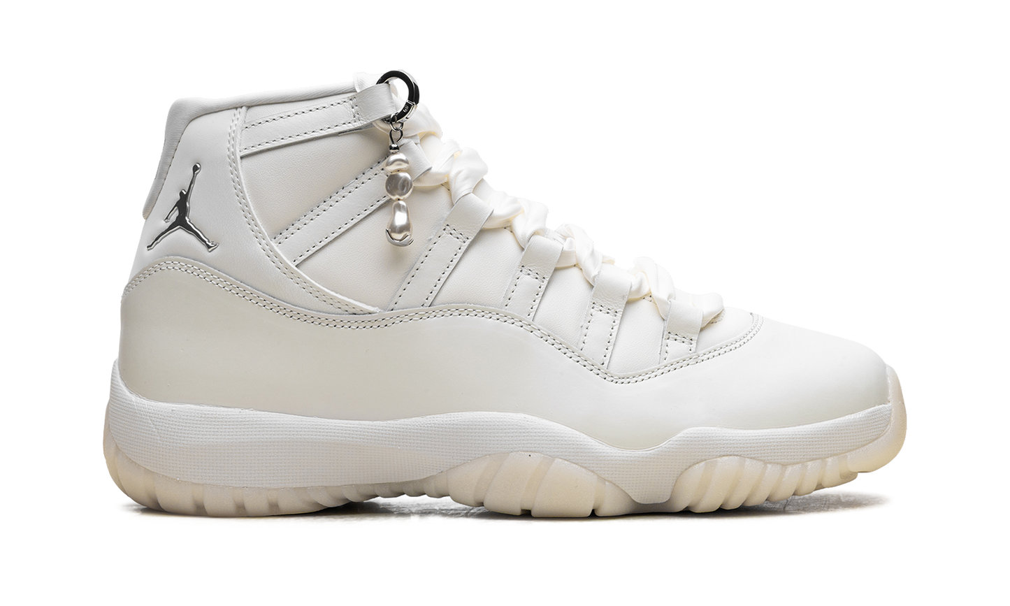 Air Jordan 11 WMNS "Pearl" AR0715 110