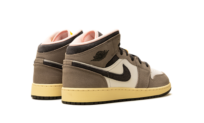 Air Jordan 1 Mid SE GS "Cave Stone" HQ2014 100