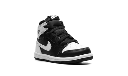 Air Jordan 1 Retro High OG TD "Reverse Panda" FD1413 010