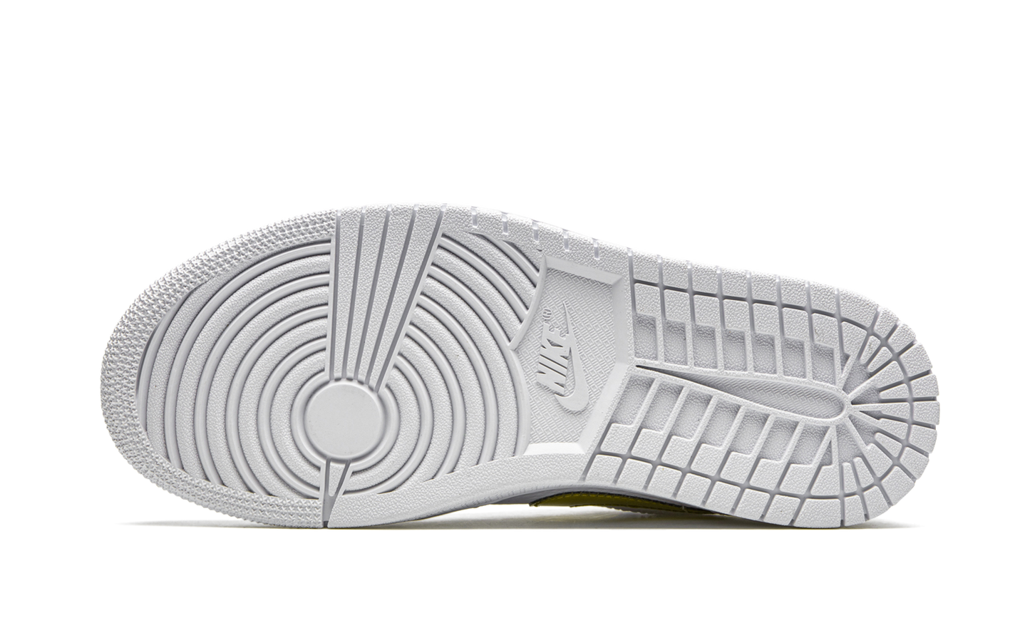 AIR JORDAN 1 Low SE WMNS "White Metallic Gold" CZ4776 100