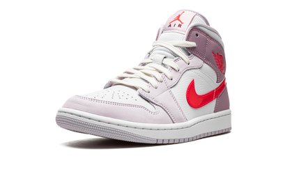 AIR JORDAN 1 MID WMNS "Valentine’s Day 2022" DR0174 500