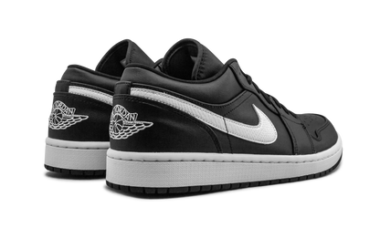 Air Jordan 1 Low WMNS "Black/White" AO9944 001