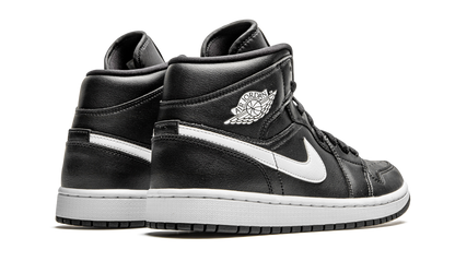 AIR JORDAN 1 MID WMNS "Black / White" BQ6472 011