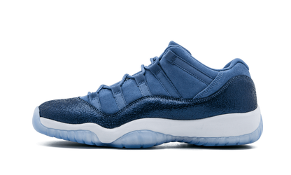 Air Jordan 11 Retro Low GS "Blue Moon" 580521 408