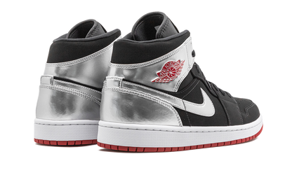 Air Jordan 1 Mid "Johnny Kilroy" 554724 057