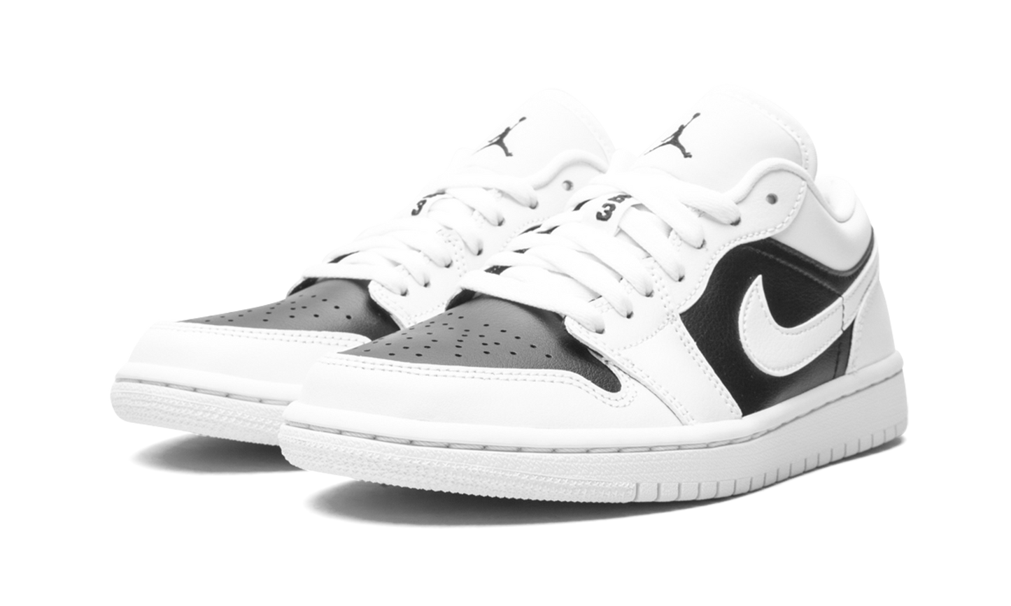 AIR JORDAN 1 Low WMNS "Panda" DC0774 100
