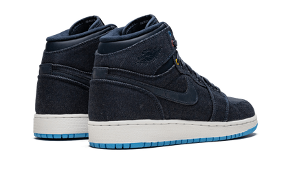 Air Jordan 1 Retro High GS "Family Forever"