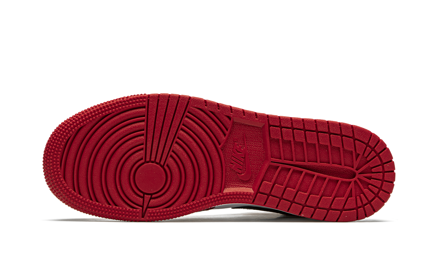 Air Jordan 1 Mid GS "Chicago 2020" 554725 173
