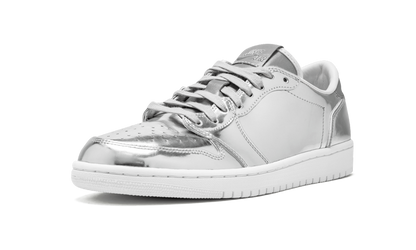 Air Jordan 1 Low Pinnacle "Metallic Silver" 852549 003