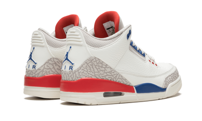Air Jordan 3 Retro "International Flight" 136064 140