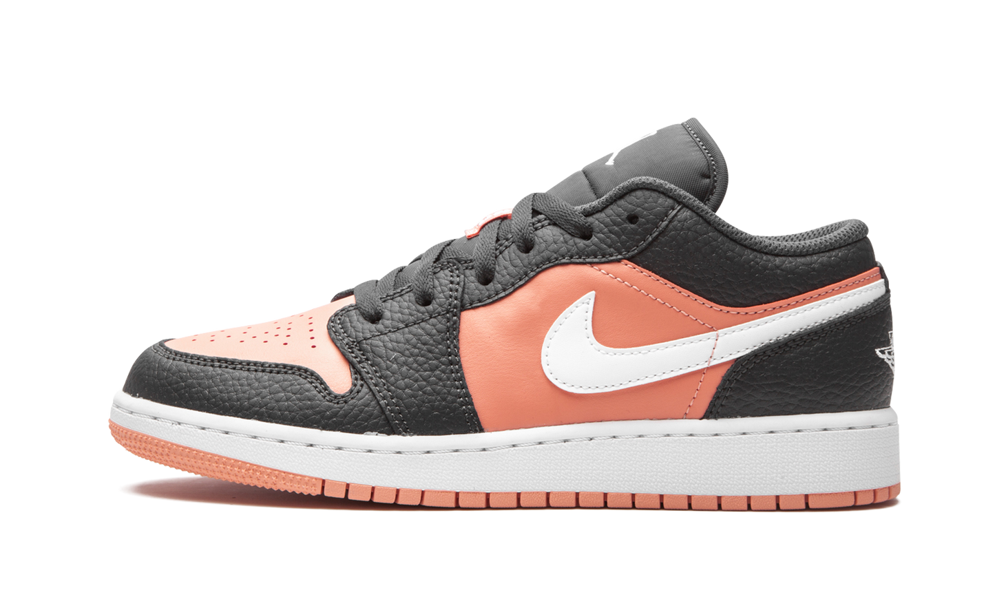 Air Jordan 1 Low GS "Pink Quartz" 554723 016