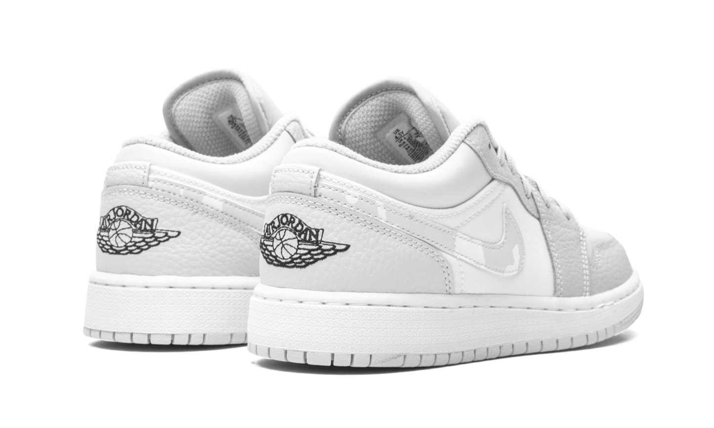 Air Jordan 1 Low SE GS "Grey Camo Swoosh" DD3234 100