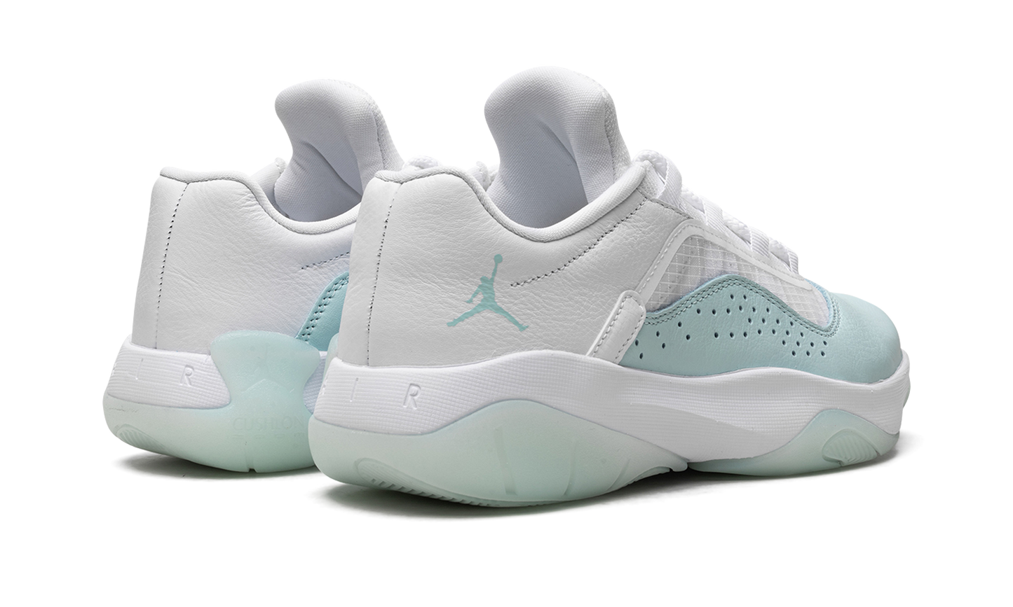 AIR JORDAN 11 CMFT WMNS "Igloo" DV2629 100