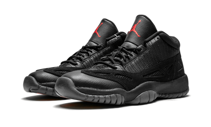 Air Jordan 11 Retro Low GS "Referee" 768873 003