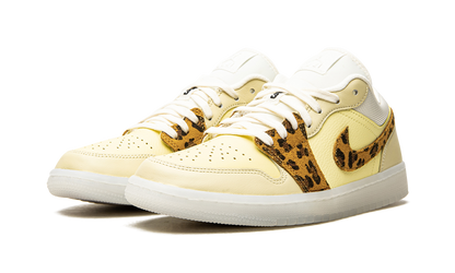 AIR JORDAN 1 LO WMNS "SNKRS Day" DN6998 700