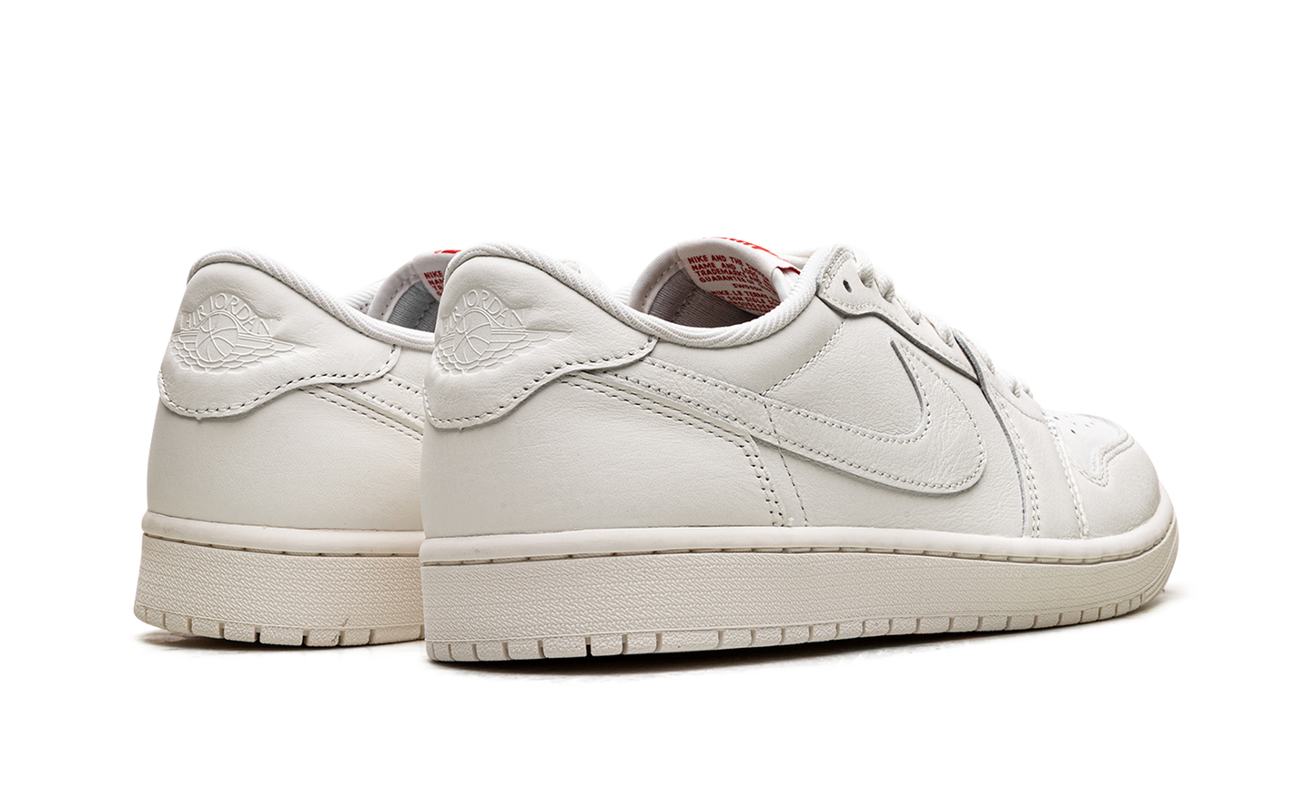 Air Jordan 1 Retro Low OG "Sail" HQ6998 100