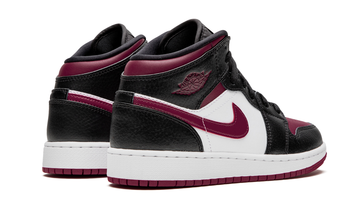 Air Jordan 1 MID GS "Bred Toe" 554725 066