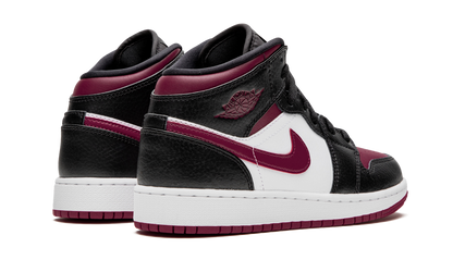 Air Jordan 1 MID GS "Bred Toe" 554725 066