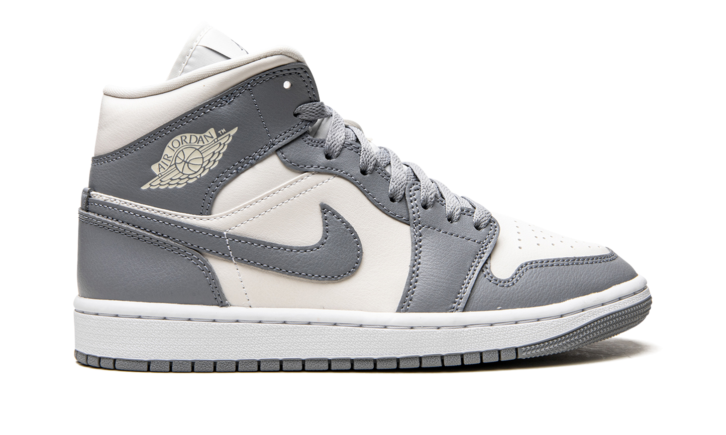 AIR JORDAN 1 MID WMNS "Stealth" BQ6472 115