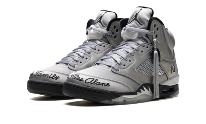 Air Jordan 5 Retro WMNS "Wings (2025)" IO2038 001
