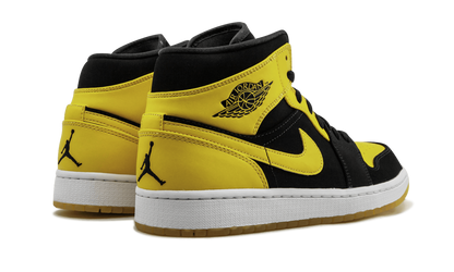 Air Jordan 1 Mid "New Love 2017 Release" 554724 035