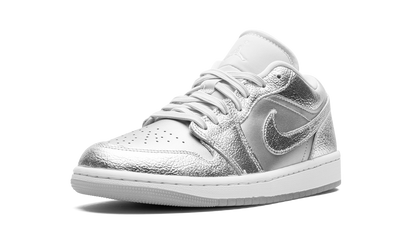 Air Jordan 1 Low SE WMNS "Metallic Silver" FN5030 001