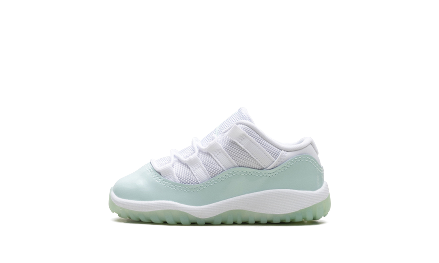 Air Jordan 11 Low TD "Igloo" 645107 103