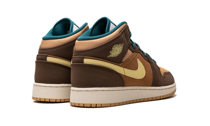 Air Jordan 1 Mid GS "Cacao Wow" DZ6335 200