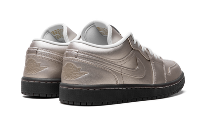 Air Jordan 1 Low SE WMNS "Metallic Zinc" HQ3529 099