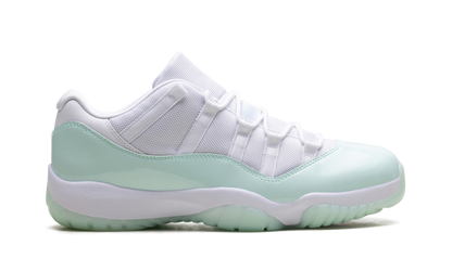 Air Jordan 11 Low WMNS "Igloo" AH7860 103