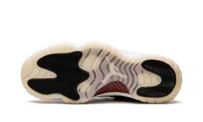 Air Jordan 11 Low "72 - 10" AV2187 001