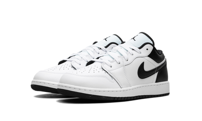 Air Jordan 1 Low GS "WHITE BLACK" 553560 132
