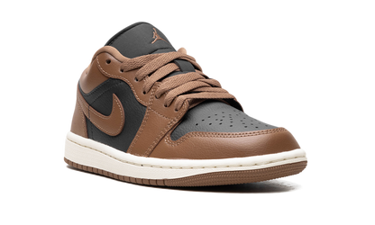 Air Jordan 1 Low WMNS "Archaeo Brown" DC0774 021