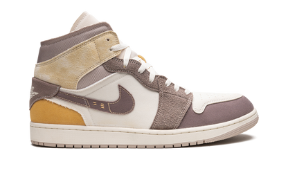 Air Jordan 1 Mid SE Craft "Taupe Haze" DM9652 102