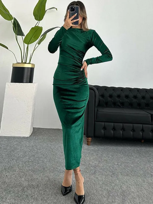 Elegant Emerald Velvet Winter Dress