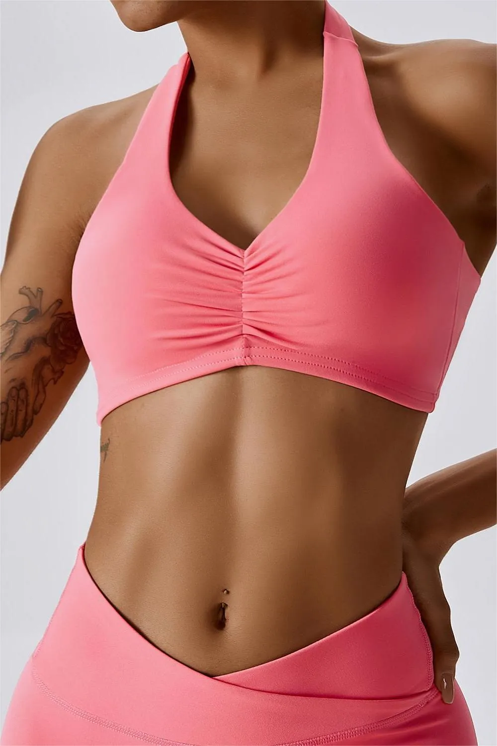 Front Ruched Halter Backless Sports Bra