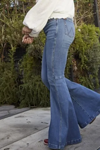 Women's Wrangler Retro Bell Bottoms - Whitley