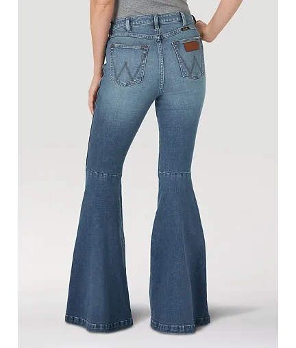 Women's Wrangler Retro Bell Bottoms - Whitley